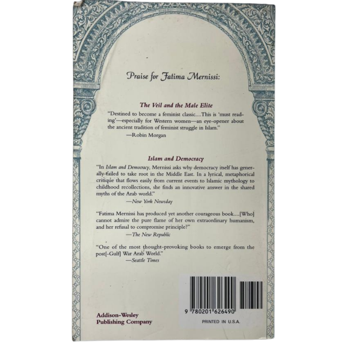 Dreams of Trespass: Tales of a Harem Girlhood