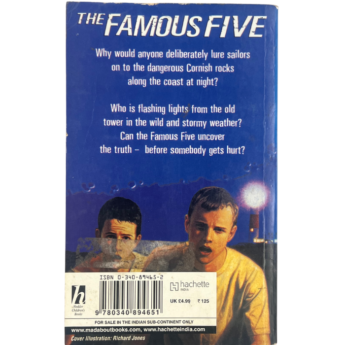 Five Go Down To The Sea (Famous Five : 12)