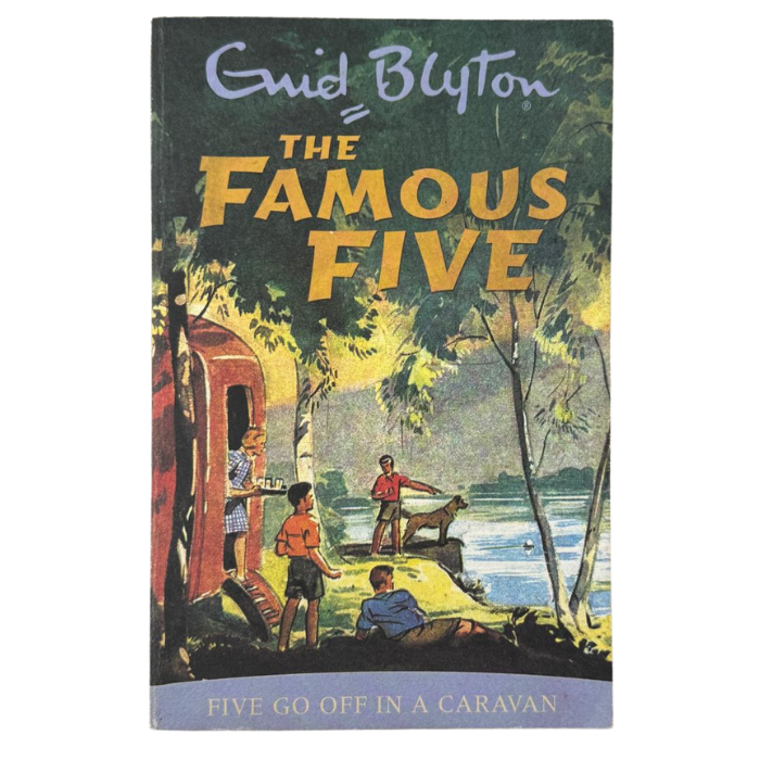 Five Go Off In A Caravan (Famous Five : 5)