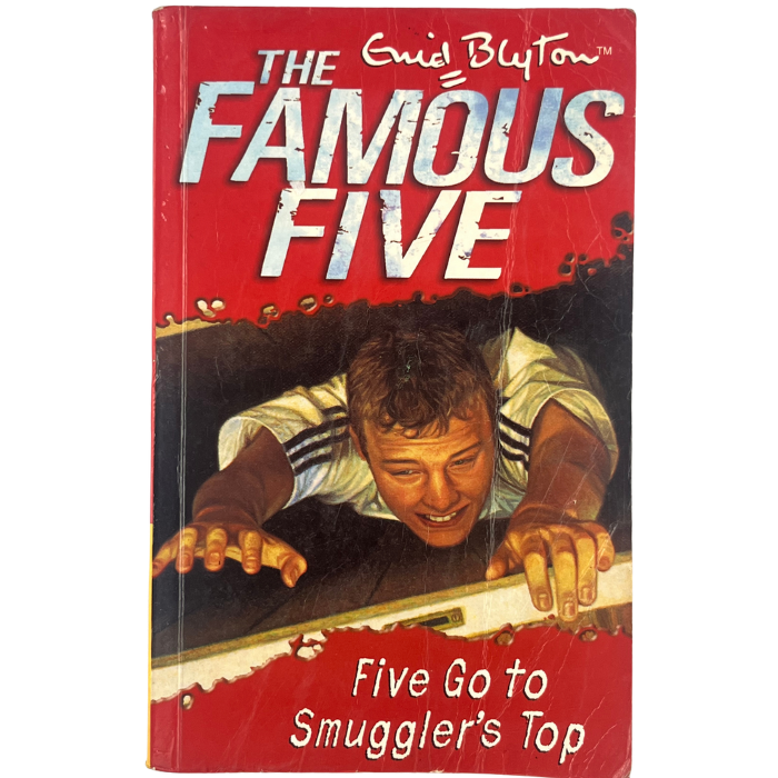 Five Go to Smuggler's Top (Famous Five : 4)