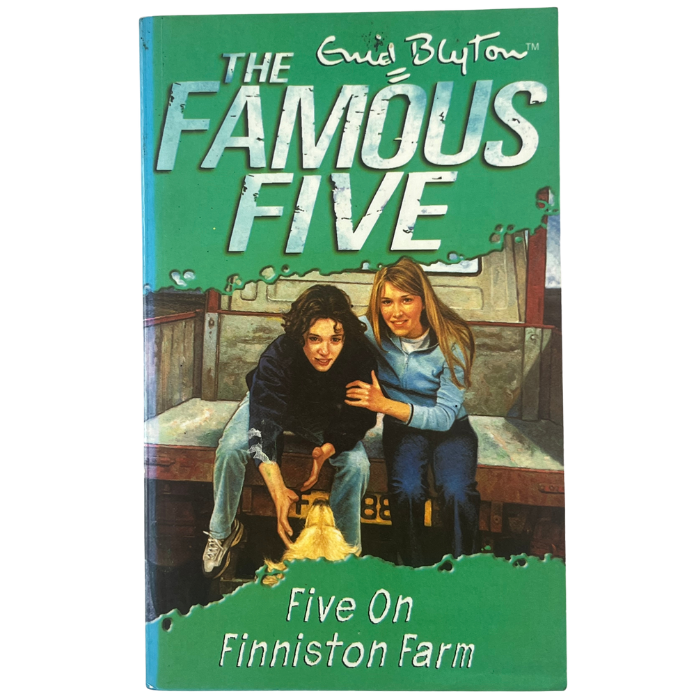 Five on Finniston Farm (Famous Five : 18)