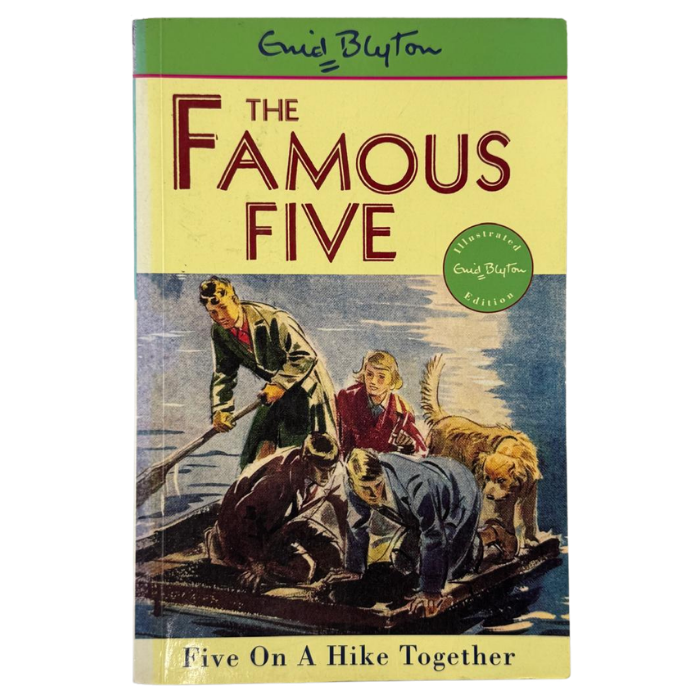 Five on a Hike Together (Famous Five : 10)
