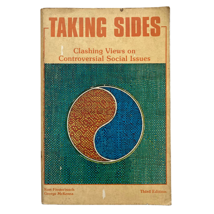 Taking Sides: Clashing Views on Controversial Social Issues (Third Edition)