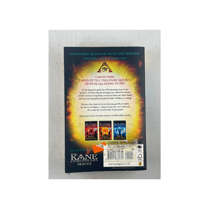 The Throne of Fire (The Kane Chronicles Book 2)