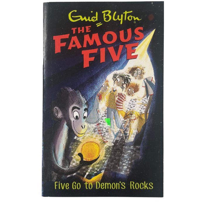  Five Go to Demon's Rocks (Famous Five : 19)